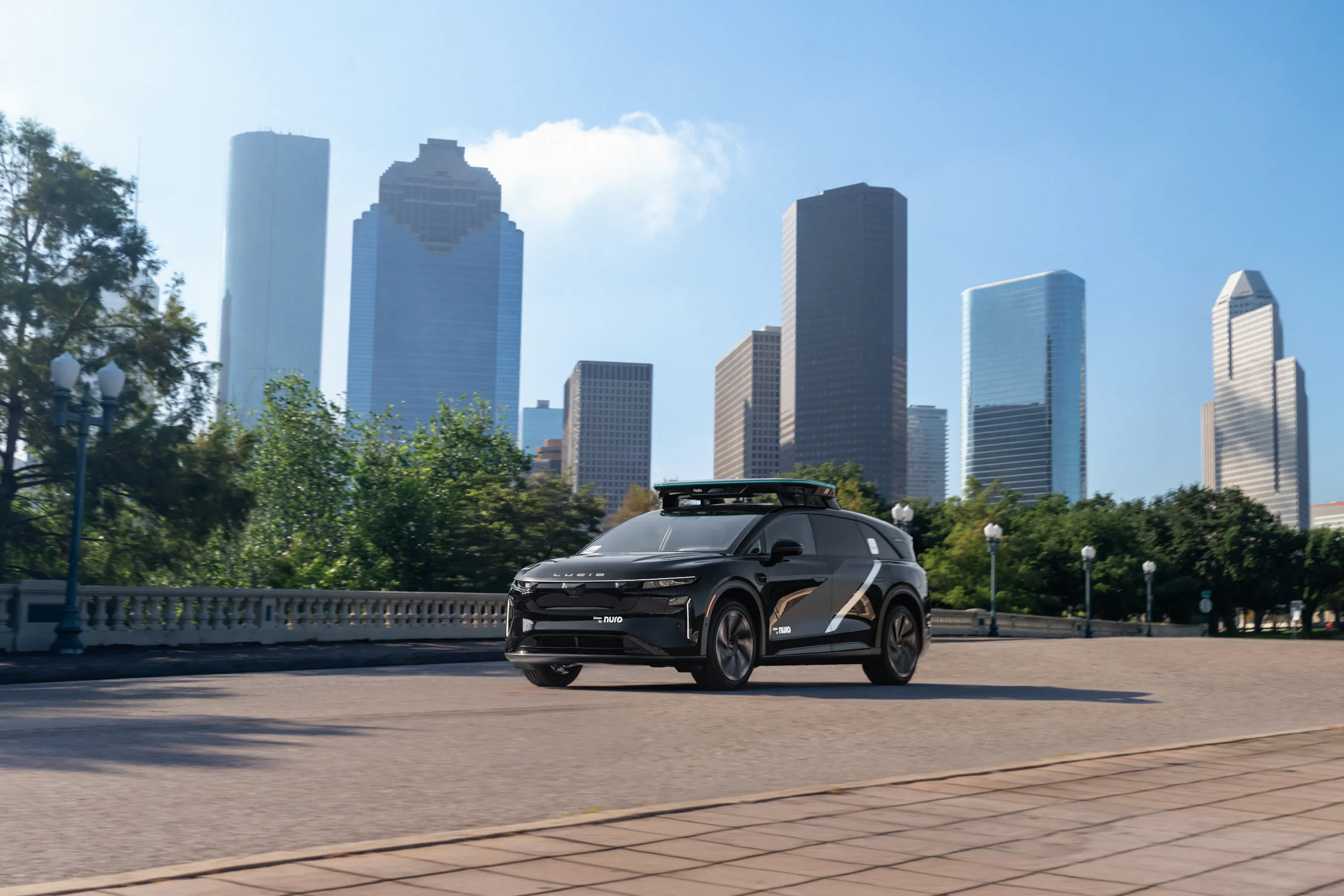 LM26 172 Uber Nuro Houston NUR00855